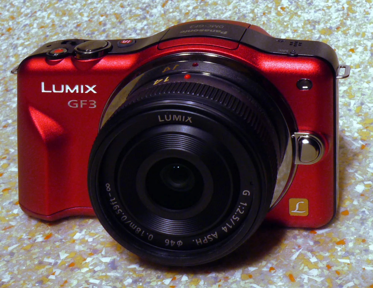 Lumix DMC-GF3