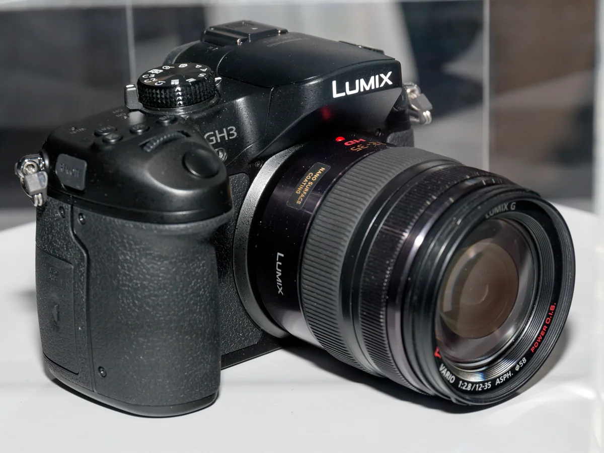 Lumix DMC-GH3