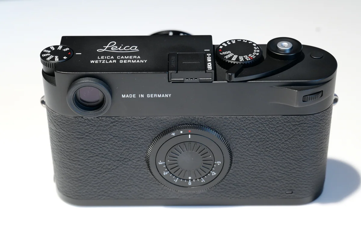 M10-D