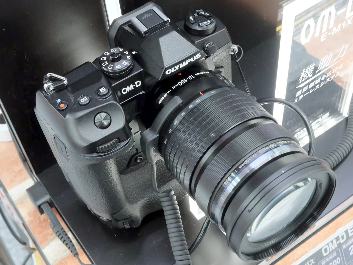 OM-D E-M1X
